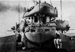 stormskadad kommandobrygga.gif