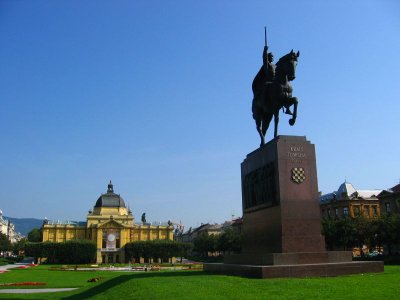 400px-Zagreb,_King_Tomislav.JPG