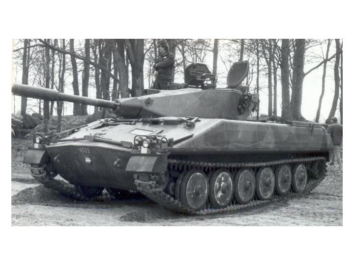 IKV 91 på regementets Dag P2 april 1978 III.jpg