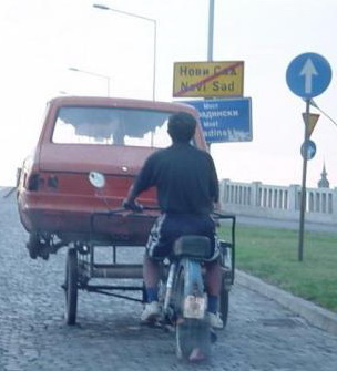 Yugo paa vag.......jpg