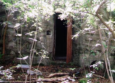 Stora Billingen  svårfunnet rum på berget.jpg