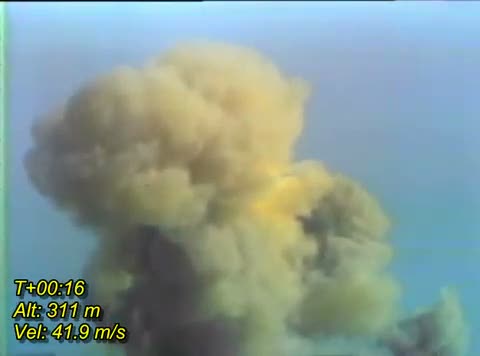 NASA-videon - 16 sekunder efter start ligger raketen på 311 meters höjd.jpg