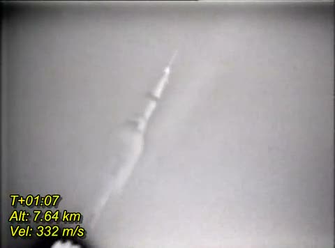 NASA-videon -  67 sekunder efter start - ljudets hastighet på ca 330 meter per sekund uppnås.jpg