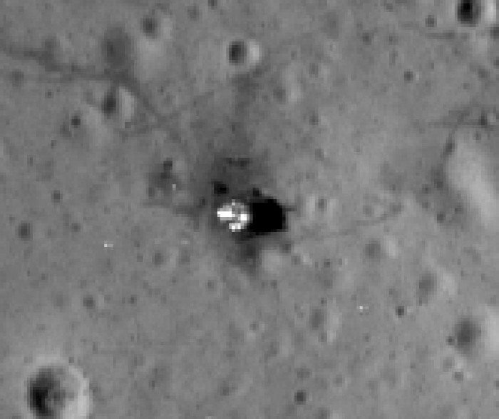 Ny sondbild från månens yta - visningshöjd 100 km.jpg