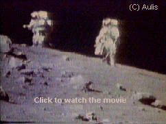 Apollo 16 - 22 april 1972 - en plats 4 kilometer söder om landningsplatsen.gif