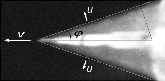 Mach-konen 162 sekunder efter start - bilden är korrigerad till att återge proportionerna mellan raketens diameter och dess längs 1 till 11.jpg