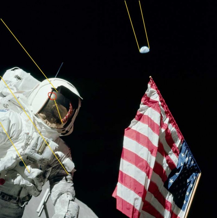 aaAstronaut_Harrison_'Jack'_Schmitt,_American_Flag,_and_Earth_(Apollo_17_EVA-1).jpg