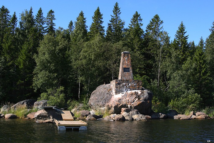 monument.jpg