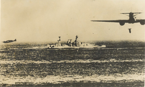 aerosilurante mot slagskepp.jpg