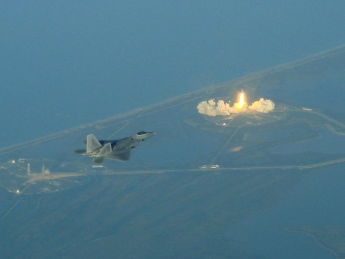 f22_1.jpg