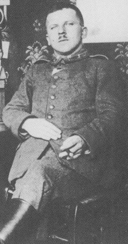 cigarrökande sergeant.jpg