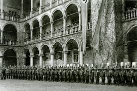 Slottsgarden tidigare.jpg