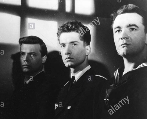 Sjøkrigsrætten - sammantræder.....jpg