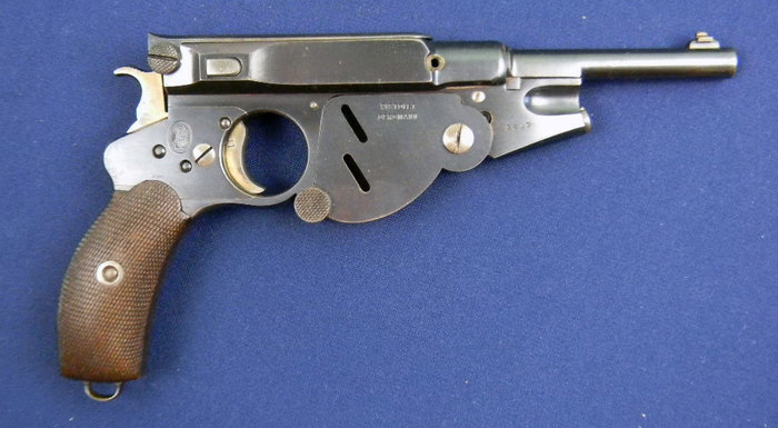 Bergmann No. 4 8mm reglad pistol.jpg