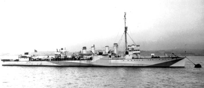 HMS Montgomery.JPG