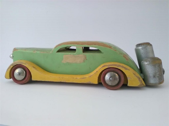 BRIO-bil i tidsandan.jpg