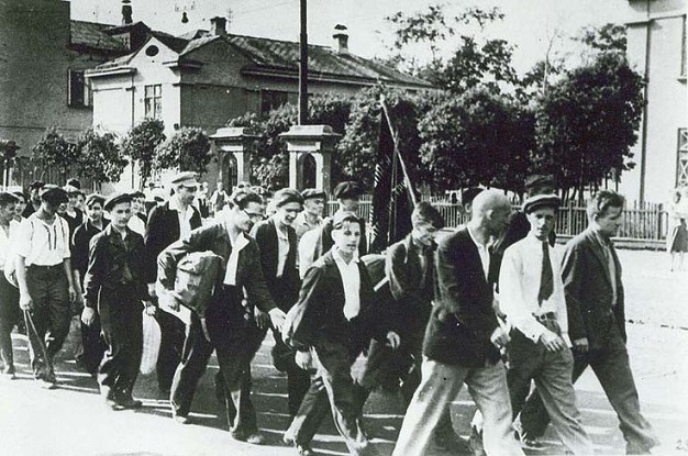 Moskvamilisen med Stalins baner......jpg