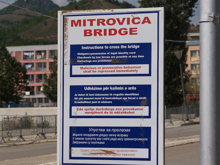 Mitrovica_Bridge_002.jpg