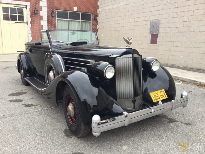 packard-twelve-cabriolet-roadster-1935-black.jpg