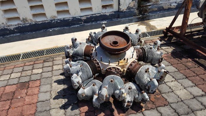 Flygmotor 1.jpg