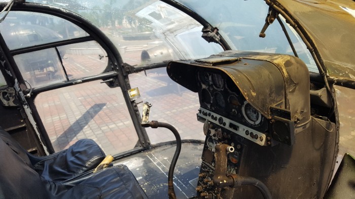 Inuti helikoptern.jpg