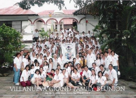 villanueva-grand-family-reunion1.jpeg