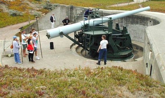 6in_Rifled_Gun_No_9.jpg