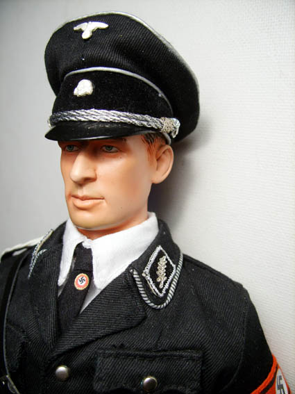 SS Standartenführer Grimminger.jpg