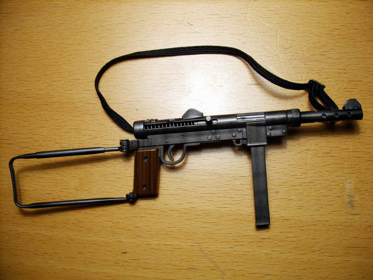 Svensk k-pist 002 copy.jpg