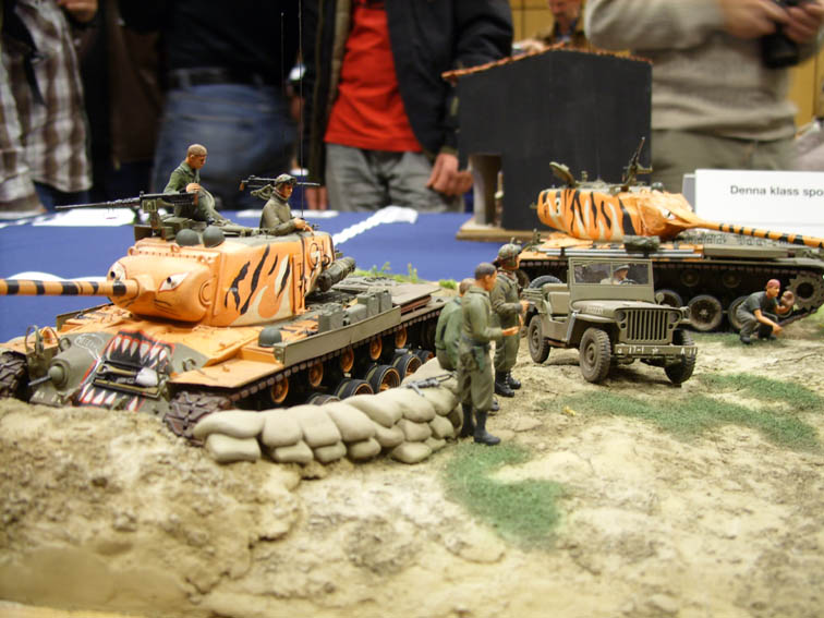 Diorama Korea.jpg