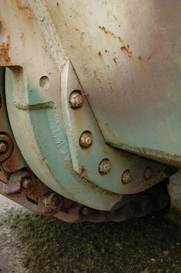 Front0.jpg