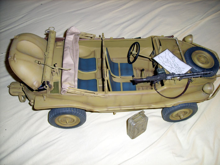 Schwimmwagen ovanifrån.jpg