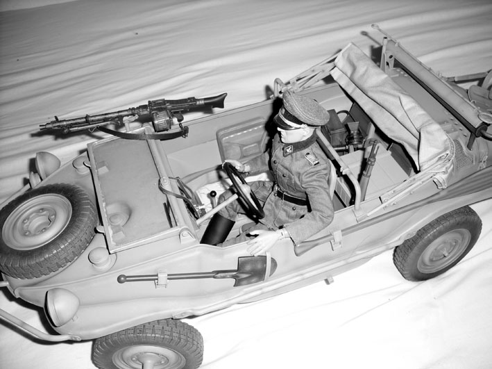 SS-Brigardeführer flygfoto 2.jpg