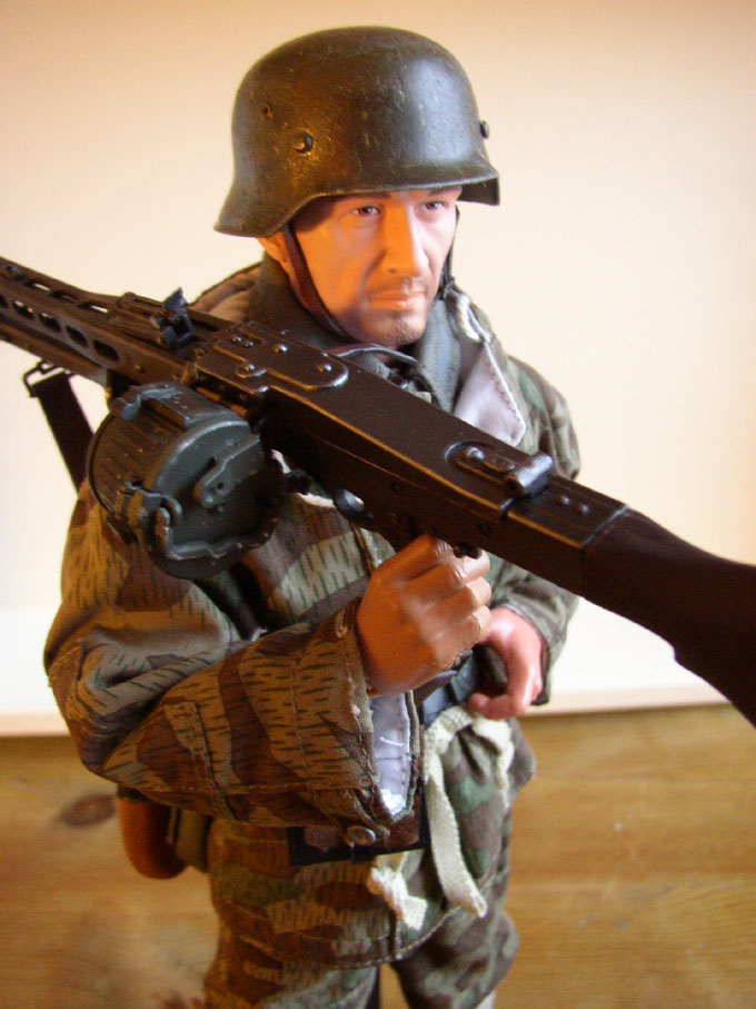 Gren3.jpg