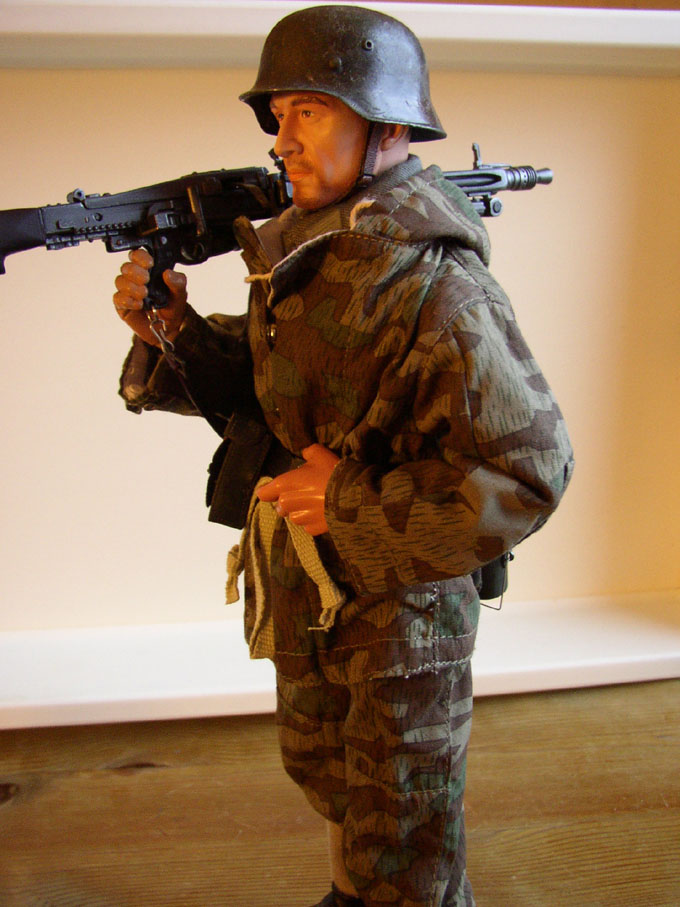 Gren2.jpg