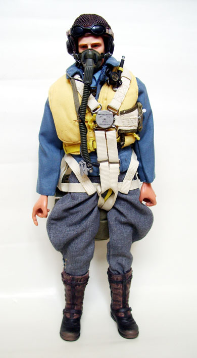 Luftwaffepilot med ridbyxor.jpg