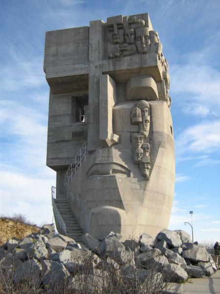 monument.jpg