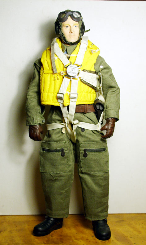 LW pilot med kapokflytväst.jpg