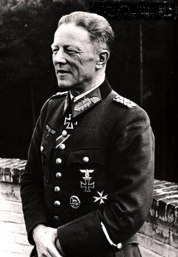 Kaarchef & generallojtnant.jpg