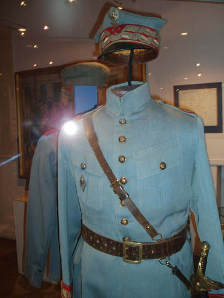 blå uniform.jpg