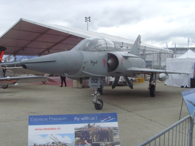 SI852325.JPG