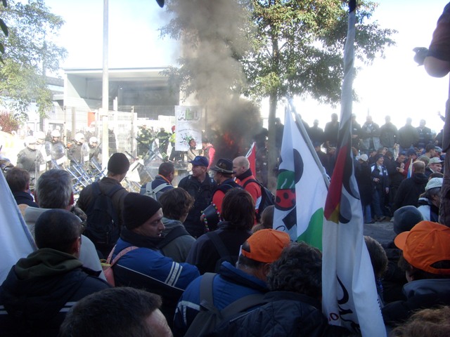 SI853187.JPG