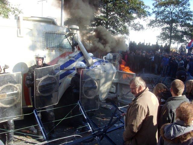 SI853192.JPG