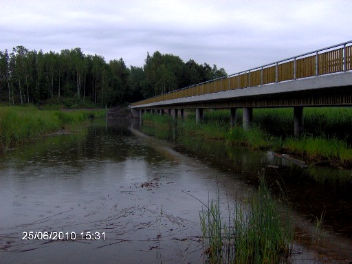 vårnäsbronu02.jpg