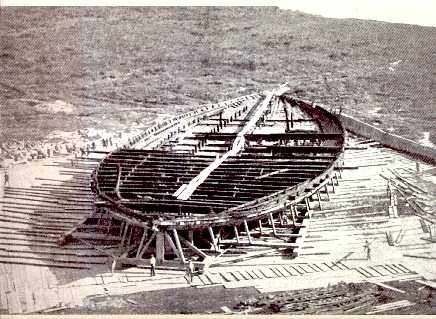 Nemi_Ship_Hull_1930.jpg