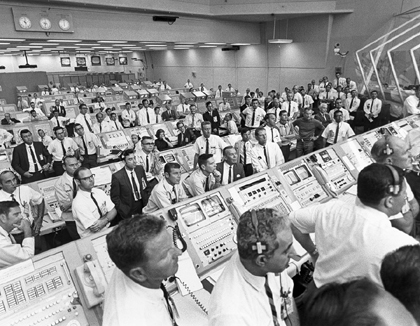 Apollo-11-flight-crew.jpg