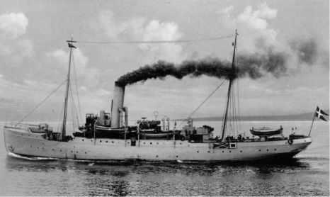 Danska Patrullfartyget ISLANDS FALK.jpg