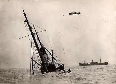 flygskydd med Avro Anson.jpg