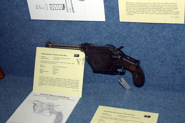 Mieg pistol 1893 Suhl museum.jpg