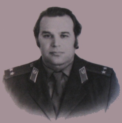 iuniform.jpg